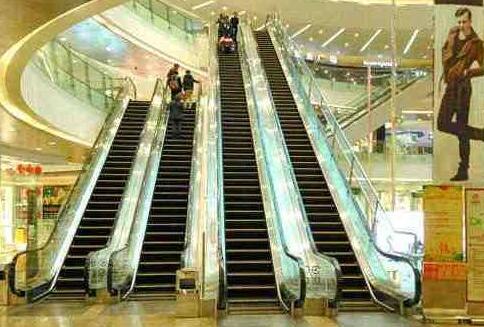 四川家用電梯
 乘坐自動扶手電梯的安全注意事項-四川家用電梯