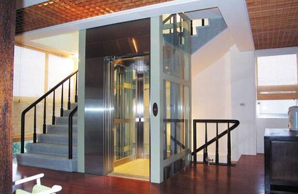 成都電梯,四川電梯,成都別墅電梯,成都家用電梯,四川別墅電梯,平臺(tái)電梯，成都平臺(tái)電梯，四川平臺(tái)電梯，四川家用電梯,成都萬安佳居電梯有限公司 遇到電梯突發(fā)故障如何自救 | 四川家用電梯